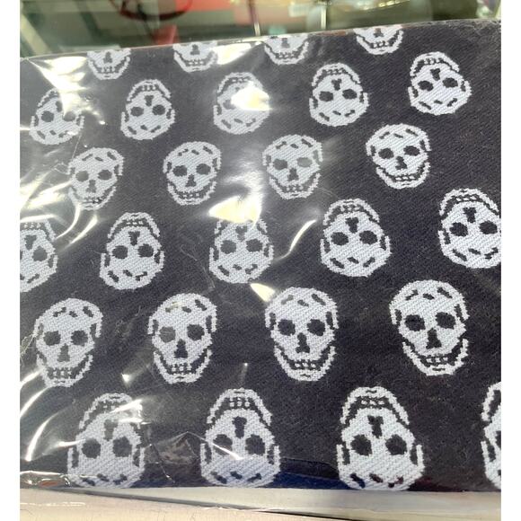 NWT Alexander McQueen Reversible Skull Wool Biker scarf Navy Blue - Picture 8 of 8